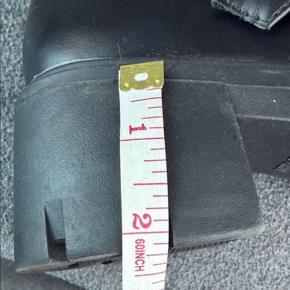 Steve Madden Girl Black Chunky Platform Mary Jane Shoes Size 7.5 - Picture 7 of 7